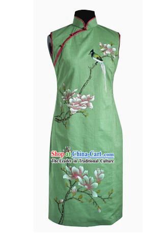 Traditional Handmade and Painted Yulan Cheongsam