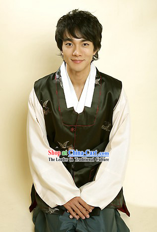 Traditional Korean Hanbok Coat Set for Men