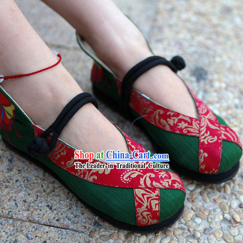 Traditional Chinese Handmade Dancing Cloth Shoes