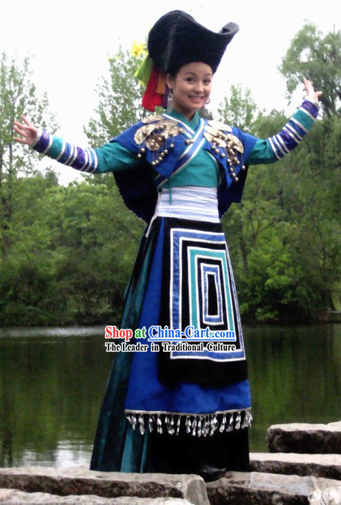 Chinese Traditional Ayouduo Miao Suit