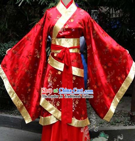 Traditional Chinese Red Hanfu Wedding Garment for Women