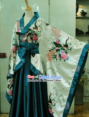 Chinese Classic Peacock Hanfu Clothing for Women