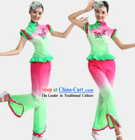 Traditional Chinese Fan Dance Costume for Women