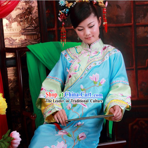 Chinese Classical Big Family Embroidered Lady Clothes