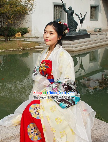 Ancient Chinese Tang Dynasty Yang Yuhuan Costumes and Headpiece