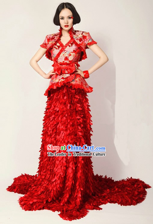 Chinese Classical Red Long Tail Wedding Evening Dress