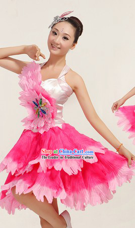 Traditional Chinese Fan Dance Costume and Headpiece for Women