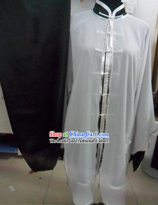 Traditional Chinese Long Sleeves Martial Arts Uniforms and Cape