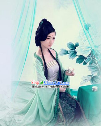 Ancient Chinese Tang Dynasty Green Lady Clothes