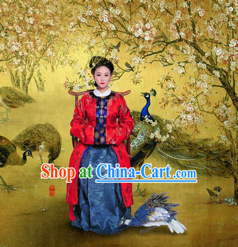 Chinese Classical Female Clothing and Hair Accessories Complete Set