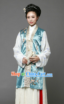 Song Dynasty Clothing for Women