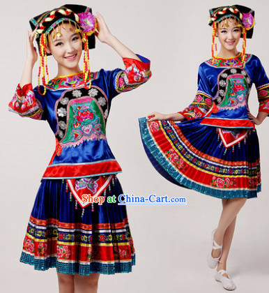 Chinese Miao People Clothes and Hat for Women