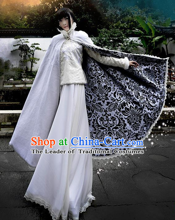 China Mysterious Lady Halloween Costumes and Mantle Complete Set for Women