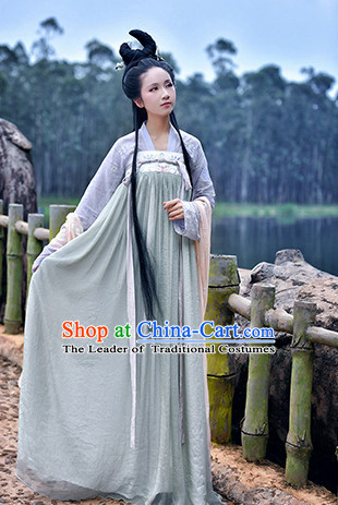 Chinese Tang Dynasty Clothing and Hair Jewelry Complete Set for Women