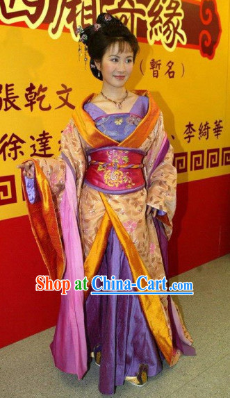 Ancient Chinese Tang Princess Clothing and Head Accessories Complete Set