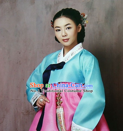 Traditional Korean Female Hanbok Outfit Complete Set