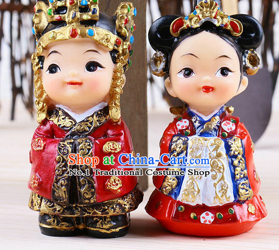 Korean Traditional Emperor and Empress Statues