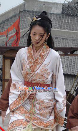 Chinese Ancient Folk Dress and Hair Accessory for Women