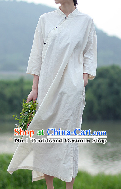 Chinese Traditional Mandarin Attire for Women