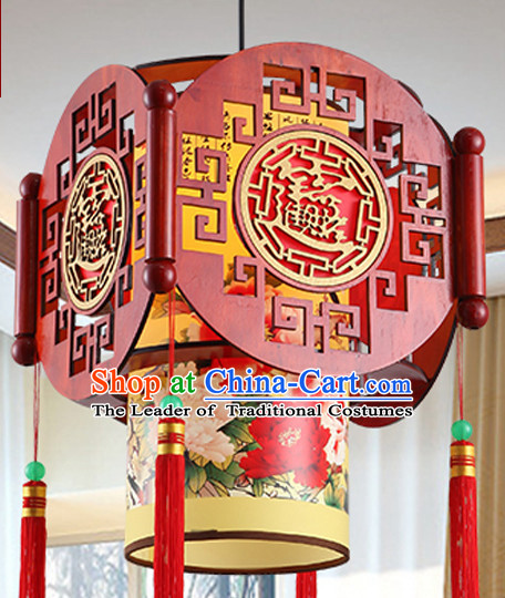 Traditional Chinese Classical Natural Wood and Carved Hanging Palace Lantern