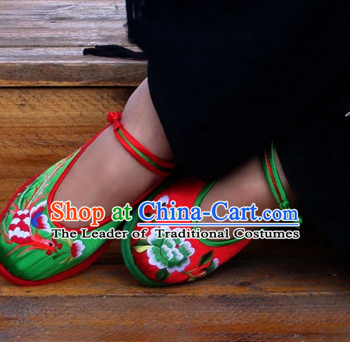 Chinese Handmade Embroidered Shoes Wedding Shoes Kung Fu Wushu Shoes Womens Shoes Opera Shoes Hanfu Shoes Dance Shoes