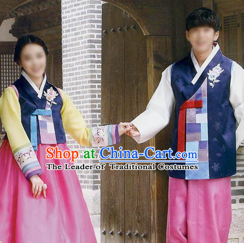 Traditional Korean Costumes Bridegroom and Bride Formal Attire Ceremonial Clothes, Korea Court Embroidered Wedding Clothing for Men for Women