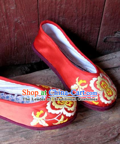 Traditional Chinese National Red Silk Shoes Embroidered Shoes, China Handmade Shoes Hanfu Embroidery Peony Shoes for Women