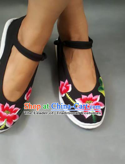 Traditional Chinese National Black Cloth Shoes Embroidered Shoes, China Handmade Shoes Hanfu Embroidery Lotus Shoes for Women