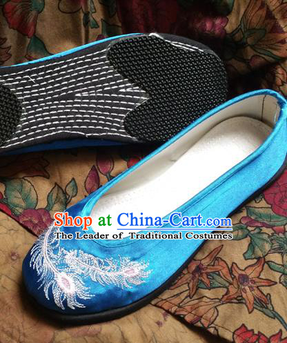 Traditional Chinese National Embroidered Shoes Handmade Blue Satin Shoes, China Hanfu Embroidery Flowers Shoes for Women