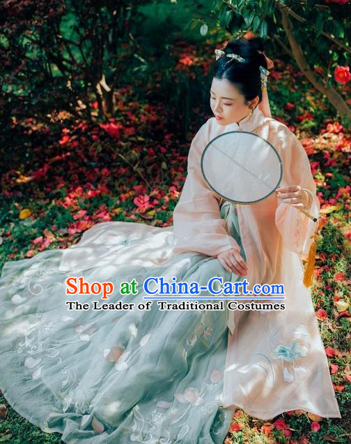 Asian China Ming Dynasty Princess Clothing Embroidered Lotus Costume Complete Set, Traditional Ancient Chinese Palace Lady Hanfu for Women