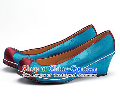 Traditional Korean National Wedding Embroidered Shoes, Asian Korean Hanbok Bride Embroidery Blue Satin Shoes for Women