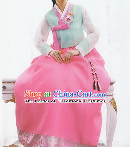 Korean National Handmade Formal Occasions Wedding Bride Clothing Embroidered Green Blouse and Pink Dress Palace Hanbok Costume for Women