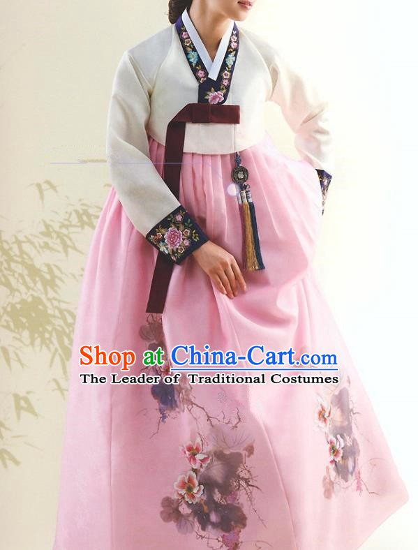 Top Grade Korean National Handmade Wedding Palace Bride Hanbok Costume Embroidered White Blouse and Pink Dress for Women