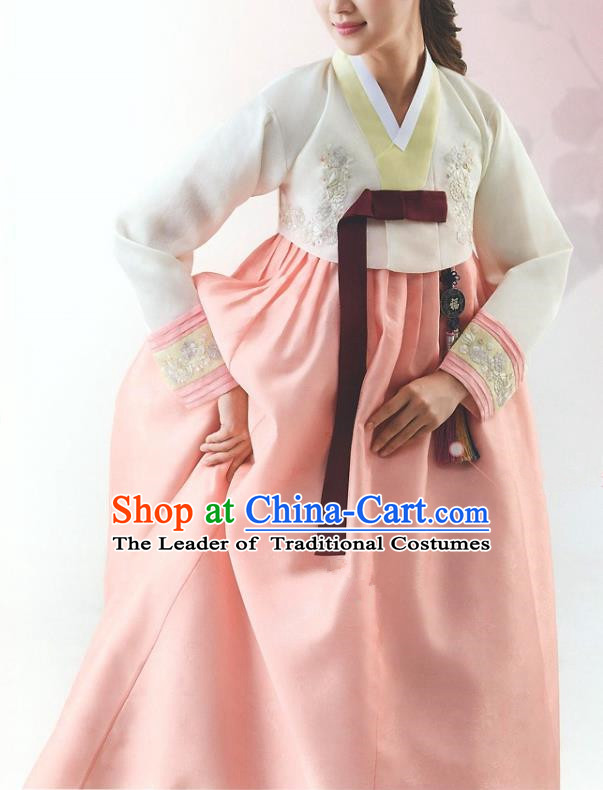 Top Grade Korean National Handmade Wedding Palace Bride Hanbok Costume Embroidered White Blouse and Pink Dress for Women