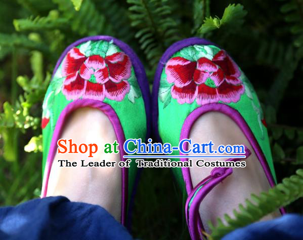 Traditional Chinese Ancient Princess Shoes Green Cloth Embroidered Shoes, China Handmade Embroidery Peony Hanfu Shoes for Women