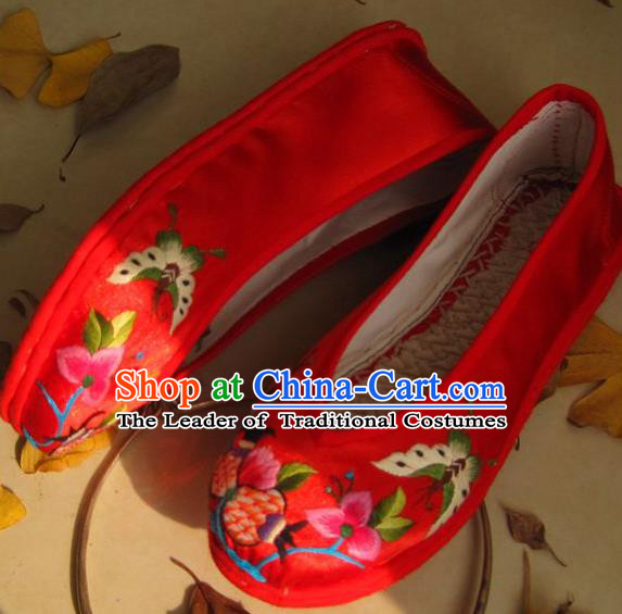 Traditional Chinese Ancient Princess Shoes Red Cloth Embroidered Shoes, China Handmade Embroidery Butterfly Flowers Hanfu Shoes for Women