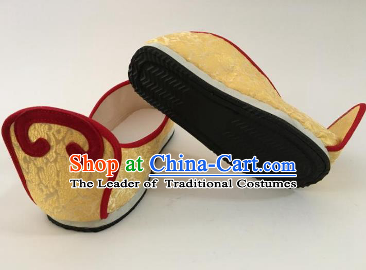 Traditional Chinese Ancient Han Dynasty Princess Embroidered Yellow Blood Stained Shoes, China Handmade Hanfu Embroidery Shoes for Women