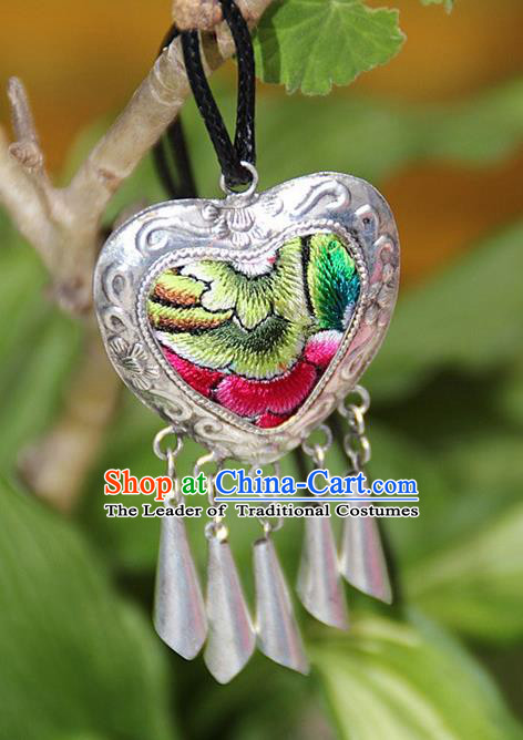 Traditional Chinese Miao Nationality Crafts, Hmong Handmade Miao Silver Embroidery Heart Pendant, Miao Ethnic Minority Necklace Accessories Bells Pendant for Women