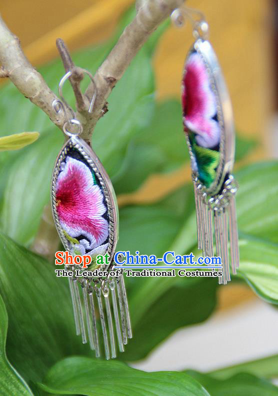 Traditional Chinese Miao Nationality Crafts, Hmong Handmade Miao Silver Embroidery Flowers Tassel Earrings, Miao Ethnic Minority Eardrop Accessories Ear Pendant for Women