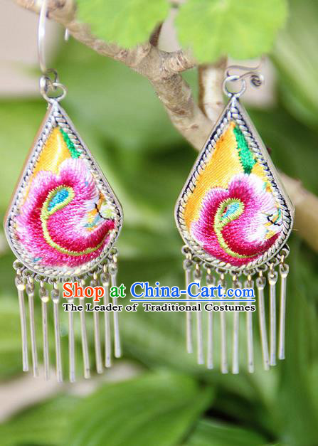 Traditional Chinese Miao Nationality Crafts, Hmong Handmade Miao Silver Embroidery Miao Silver Tassel Earrings, Miao Ethnic Minority Eardrop Accessories Ear Pendant for Women