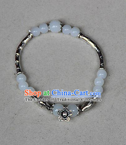 Traditional Chinese Miao Nationality Crafts Jewelry Accessory Bangle, Hmong Handmade Miao Silver White Beads Bracelet, Miao Ethnic Minority Bracelet Accessories for Women