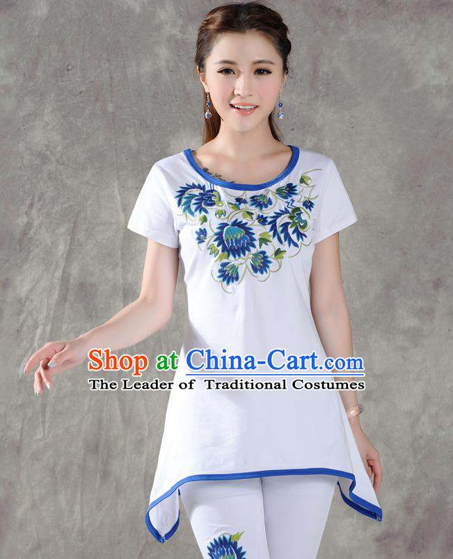 Traditional Ancient Chinese National Costume, Elegant Hanfu T-Shirt, China Tang Suit Round Collar White Embroidered Blouse Cheongsam Upper Outer Garment Clothing for Women