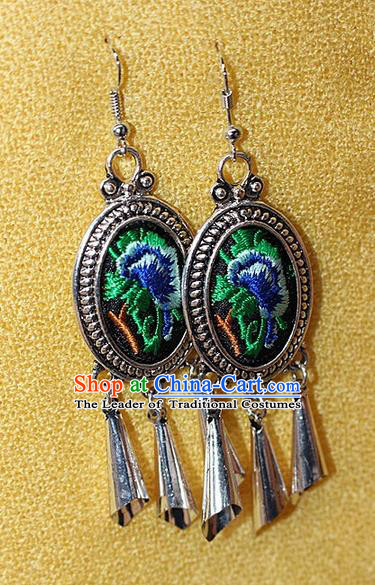 Traditional Chinese Miao Nationality Crafts Jewelry Accessory Classical Earbob Accessories, Hmong Handmade Miao Silver Embroidery Bells Tassel Palace Lady Earrings, Miao Ethnic Minority Eardrop for Women