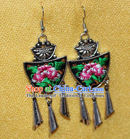 Traditional Chinese Miao Nationality Crafts Jewelry Accessory Classical Earbob Accessories, Hmong Handmade Miao Silver Palace Lady Tassel Embroidery Earrings, Miao Ethnic Minority Eardrop for Women