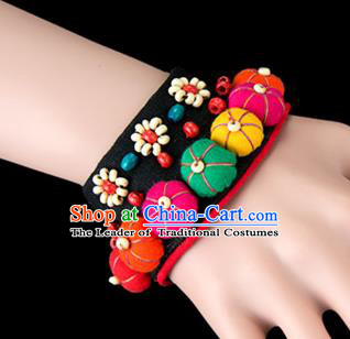 Traditional Chinese Miao Nationality Crafts, Yunan Hmong Handmade Bracelet Flowers Cuff Hand Decorative, China Miao Ethnic Minority Bangle Accessories for Women