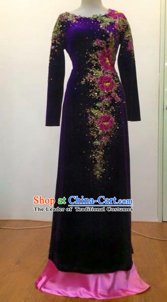 Traditional Top Grade Asian Vietnamese Costumes Classical Embroidery Full Dress, Vietnam National Ao Dai Dress Catwalks Debutante Pleuche Qipao for Women