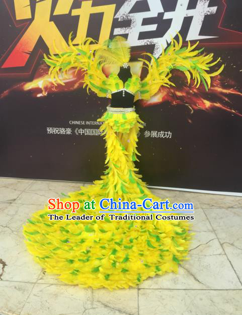 Top Grade Professional Performance Catwalks Bikini Costume and Headpiece, Traditional Brazilian Rio Carnival Samba Modern Fancywork Yellow Feather Swimsuit for Women