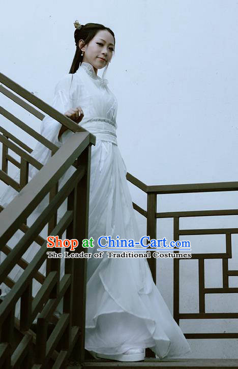 Traditional Chinese Swordswoman Costume, Elegant Hanfu Cosplay Fairy Clothing Ancient Chinese Peri White Dress for Women