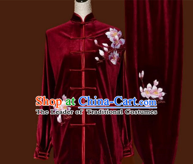 Asian Chinese Top Grade Velvet Kung Fu Costume Martial Arts Tai Chi Training Wine Red Uniform, China Embroidery Magnolia Flower Gongfu Shaolin Wushu Clothing for Women