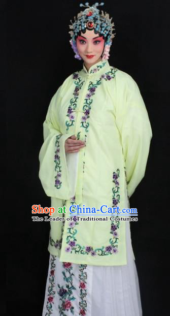 Traditional China Beijing Opera Young Lady Hua Tan Costume Green Embroidered Shawl, Ancient Chinese Peking Opera Female Diva Embroidery Dress Clothing